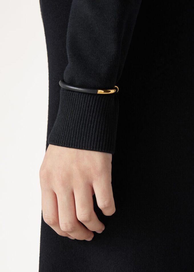 Bracelet manchette ouvert