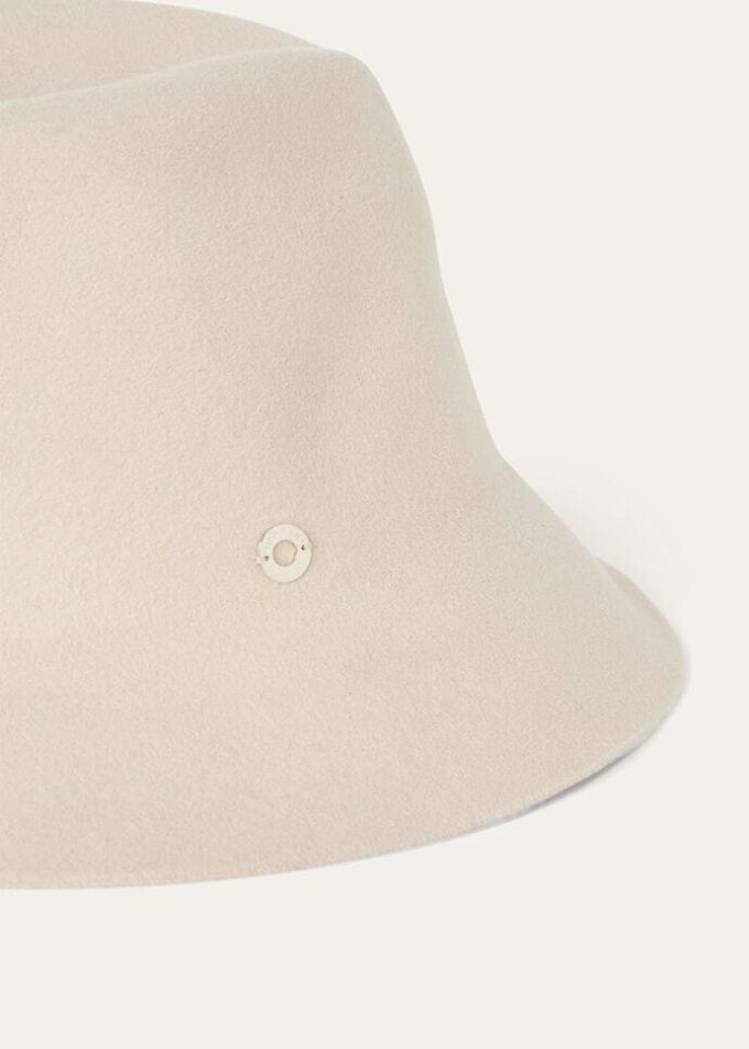 Mon chapeau de voyage
