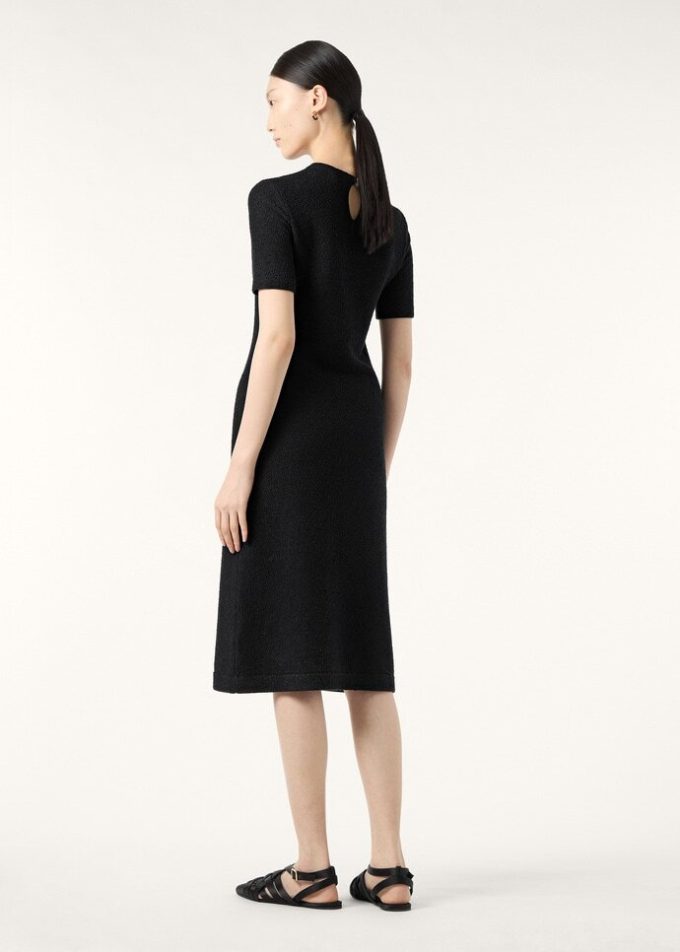 Robe Jarilla Robe Jarilla